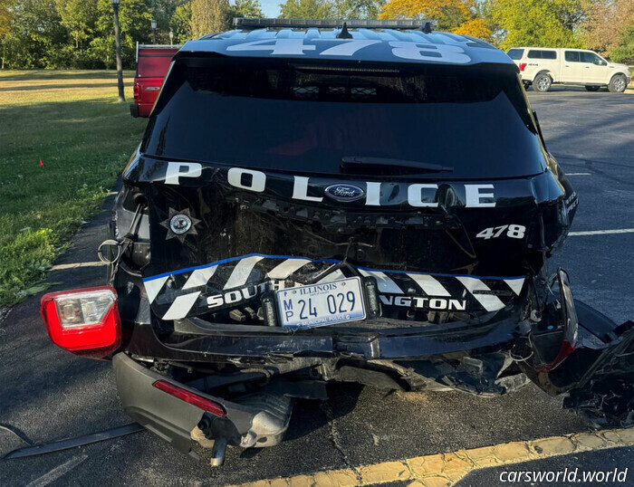 Спящий водитель Tesla в шоке: автопилот не «укрыл» его перед тем, как врезаться в полицейский патрульный автомобиль | Carscoops